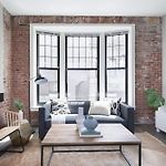 Large Loft Steps From Boston Common
