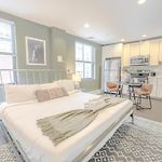 Sleek Fidi Studio Close To Public Transit