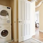 Spacious 2Br Fidi District Centrally Located