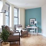 Awesome 2 Bed 1.5 Bath Downtown Apartment