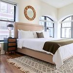 Cozy 2 Bed In Boston Fidi District