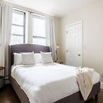 Beautiful 2 Bedroom Financial District Apartment