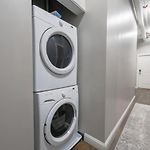 Keyless Entry Laundry In Unit Pet Friendly