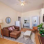 Cozy Back Bay 1 Bed 1 Bath