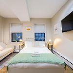 Studio Nestled In Back Bay