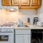 Quaint Studio Apt Steps From Back Bay