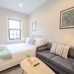 Quaint Studio Apt Close To Fenway