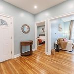 Stylish 3 Bedroom Apartment