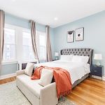 Stylish 3 Bedroom Apartment