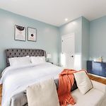 Stylish 3 Bedroom Apartment