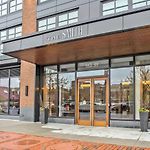 S End Studio W Wd Gym Nr Sowa District Bos-613