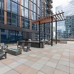 Private Apt Downtown Near Harbor