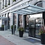 Harborside Inn