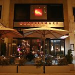 Charlesmark Hotel