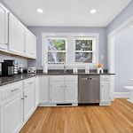 Vintage 5Br Apt In Boston With Free Parking