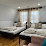 85C Brand New 3Brwalk To Transit, Near Boston
