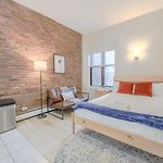 Delightful Back Bay Studio