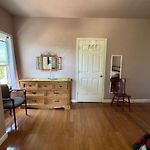 Beautiful Victorian House, Room