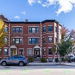 Brownstone Luxury Penthouse Condo