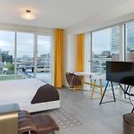 The Envoy Hotel, Autograph Collection