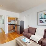 Cozy 1B, Green Line, Boston Coll, Elev, Roof Deck