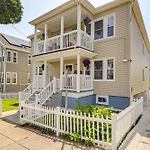 4,500-Sq-Ft Suburban Boston Home By Franklin Park!