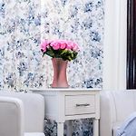 Nightingale Boston Hideaway