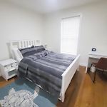 3-Bedroom Apt 9B2 20-Minuite To Downtown Boston