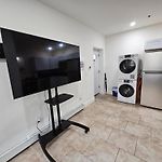 1-Bedroom Apt-9B1 20 Minutes To Downtown Boston