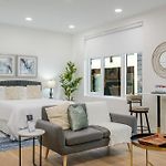 Luxury Studio Boston Landing W Rooftop Lounge