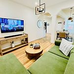 Spacious 3Br Near Boston Free Parking