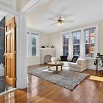 Charming 2Br In Boston