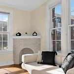 Charming 2Br In Boston