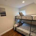 Comfortable 4Br Boston Getaway - Pet-Friendly - Near I-93 & Red Line 988