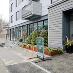 Kendall Square Studio W Gym Wd Rooftop Bos-918