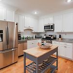 2Br2Ba South End Gem Steps To Northeastern