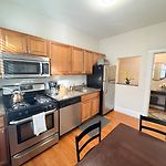 2 Bed, In Unit Laundry, Boston College, Balcony
