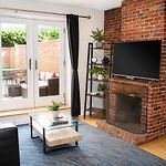 Beautiful 2Bedroom In The South End Boston - Ground Level Unit
