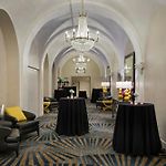 Courtyard By Marriott Boston Downtown
