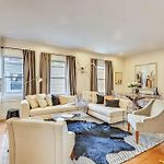 Modern Boston Condo Near T