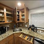 -No17- Comfy Private Room In A House - Walking Distance To Boston College And Green Line T Station - Centrally Located At Brighton Boston