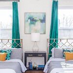 Sleek Boston Condo Near South End
