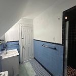 -No70- Fancy Room In A House - Walking Distance To Green Line T Station - Centrally Located At Brighton Boston