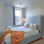 Back Bay Gem 1Br On Newbury Street