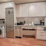 Bright Newbury Street 1 Bedroom Apartment