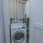 Back Bay Gem 1Br On Newbury Street