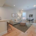 Sun-Filled 1Br Steps From Public Garden