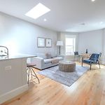 Airy And Bright 1Br Newbury St