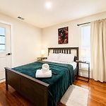 A New 3 Bedroom 4 Beds 2 Bath, Apt 3