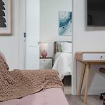 Central King 1Br Near Harvard Gym Washer Dryer Parking